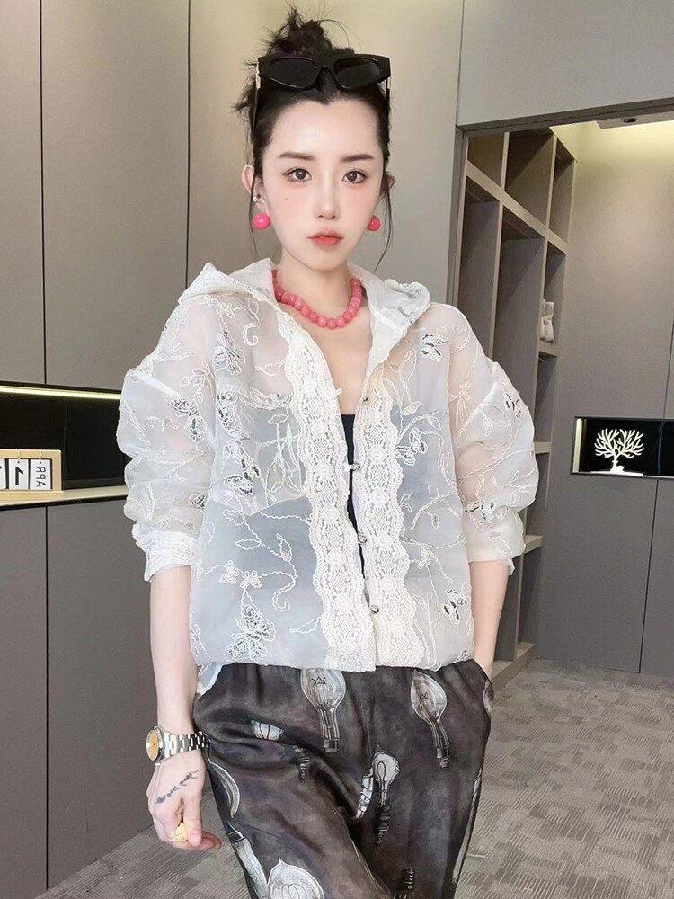 RR fashion 连帽外套女2024夏季新款法式蕾丝拼接纯色长袖防晒服 - 图1