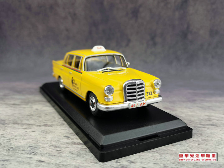 全新清仓 1/43 奔驰200D出租车 BENZ TAXI老爷车合金汽车模型摆件 - 图2