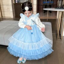 Girls 2023 autumn and winter Chinese wind Han Chinese Princess Yanji princess Lian dress Children love Sa will send a fluffy tuxedo dress