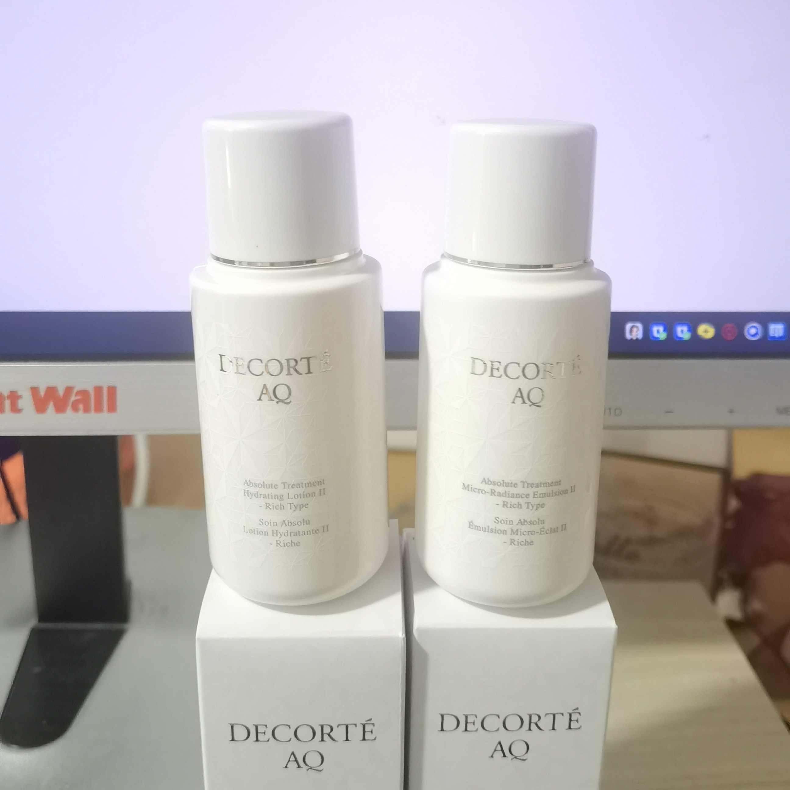 白檀升级版 黛珂AQ 甦活柔肤30ml化妆水+乳液30m修复型清爽款小样,淘宝优惠券,粉丝福利购,淘宝优惠卷