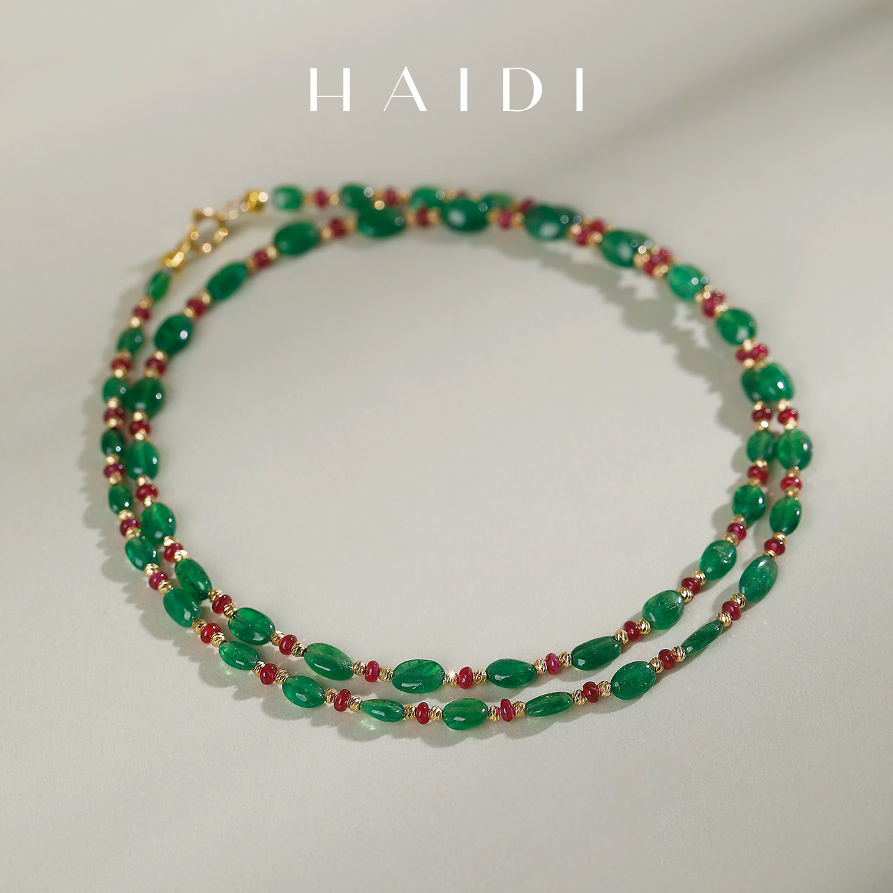 海蒂珠宝 碧水澜山 蛋面沙弗莱红宝石项链 18K金彩宝锁骨链礼物◇,淘宝优惠券,粉丝福利购,淘宝优惠卷