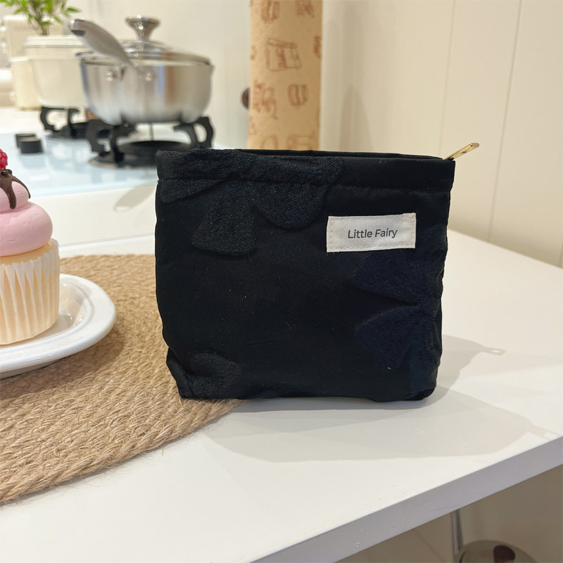 旅行便携式化妆包蝴蝶结帆布手拿包女拉链收纳袋小众设计黑色女包,淘宝优惠券,粉丝福利购,淘宝优惠卷