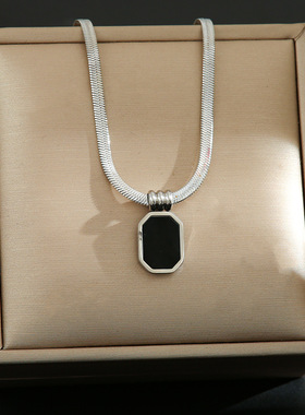 欧美热销黑色方牌钛钢项链女个性ins刀片链简约时尚不锈钢饰品