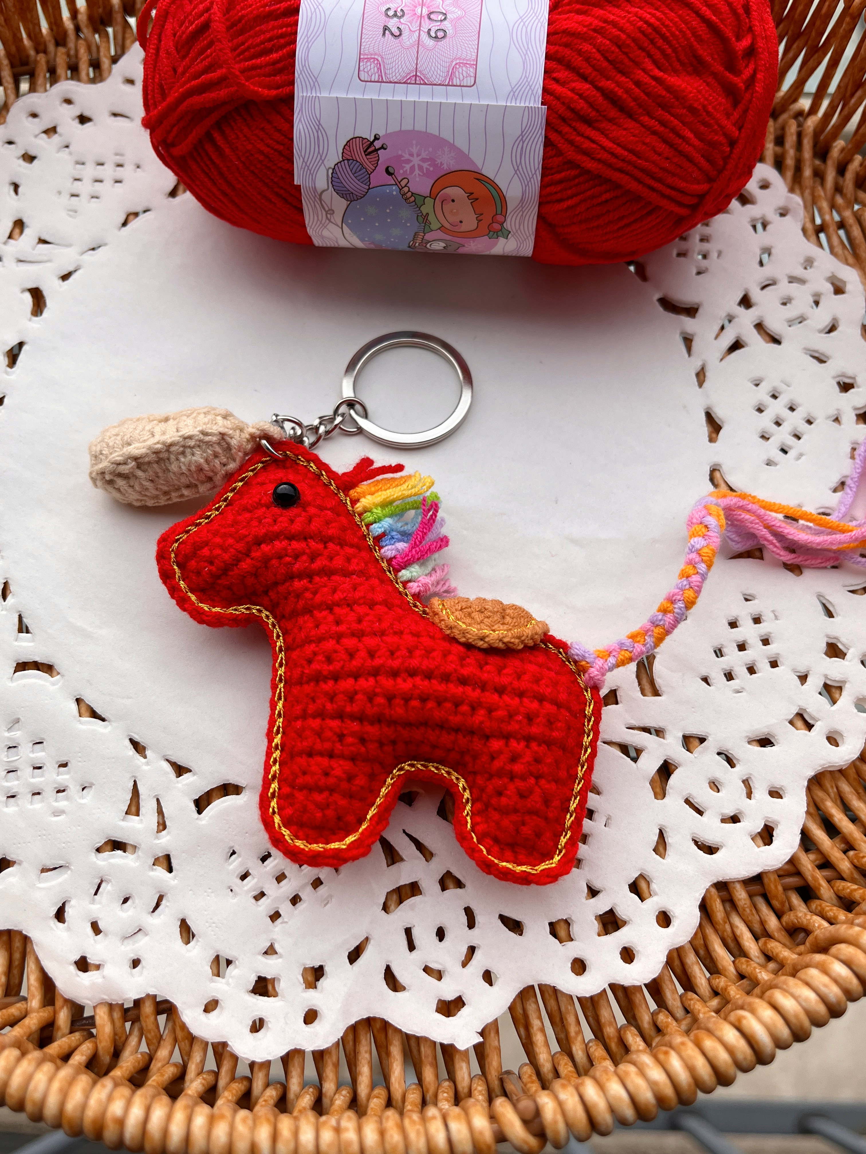 【成品】手工钩织马上有钱本命年小马钥匙扣马年包挂饰精美礼物,淘宝优惠券,粉丝福利购,淘宝优惠卷