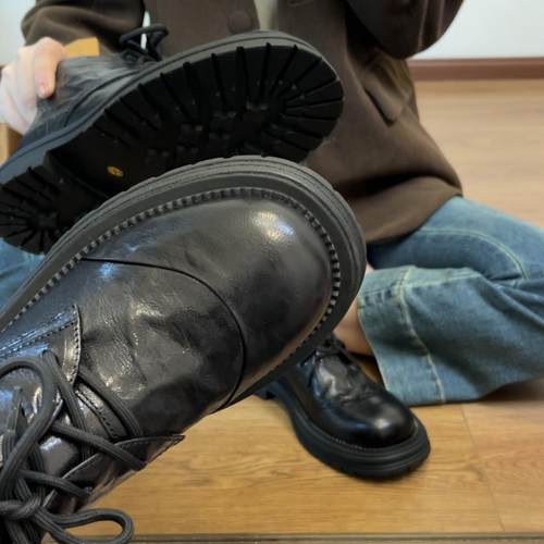 SAORSA旭旭.头层羊皮甜酷短筒马丁靴秋冬圆头厚底系带单鞋 - 图3