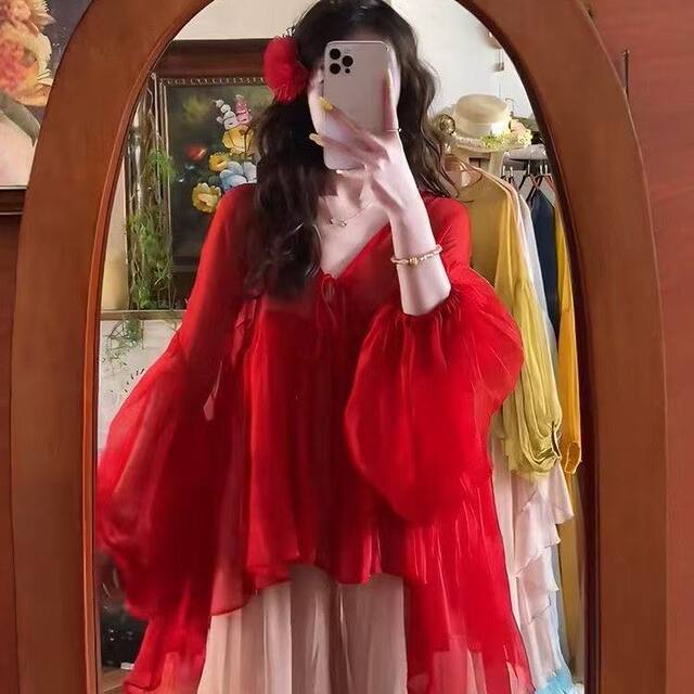 2025 ເສື້ອ chiffon ຫວານລະດູໃບໄມ້ປົ່ງແລະ summer ວ່າງເສື້ອຍາວຫາດຊາຍໃນວັນພັກ super fairy temperament doll tops ສໍາລັບແມ່ຍິງ