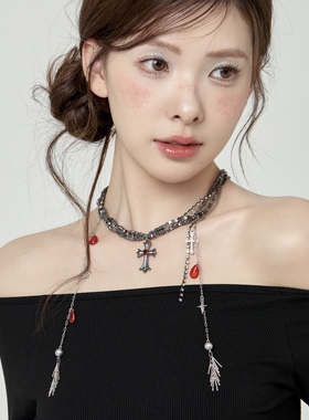 暗黑哥特风十字架流苏项链
