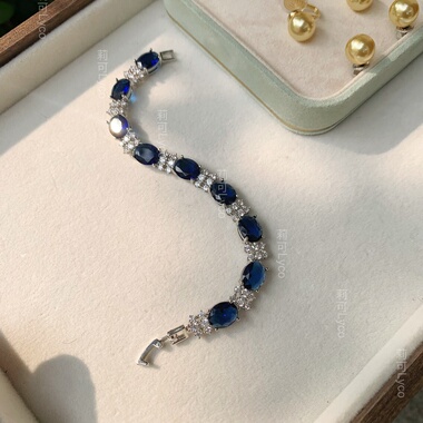 Lyco 电镀18K金经典优雅深邃人工蓝宝石手链