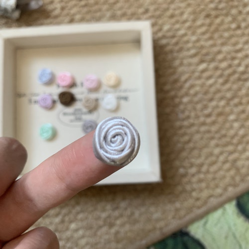 1.5cm迷你小玫瑰花苞布艺花朵DIY发夹抓夹香蕉夹娃衣bjd手工配件 - 图2