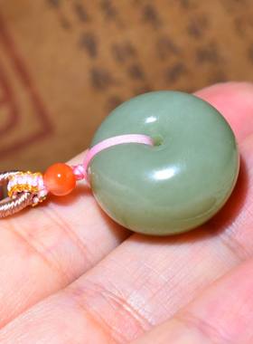 新疆的猫JJ122512  10.1克，肉质细腻油润的若羌青黄口平安扣