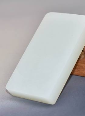 质地细腻密度很好的俄料白玉牌坯