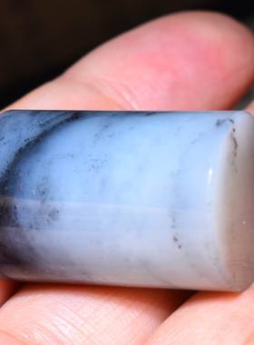 新疆的猫JJ010408 20.6克油润细腻的超性价比油润青花印章料