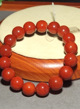 L031201 新疆的猫44.1克直径12.5mm锦红色满肉南红圆珠手链和田玉