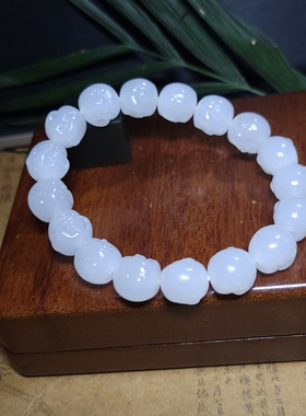 新疆的猫Z121503 37.3克，极油糯高白特细野牛沟羊脂白玉佛头手串