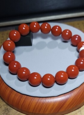 Z032503新疆的猫48.2克R12顶细油亮满色致密超浓艳锦红色南红手串