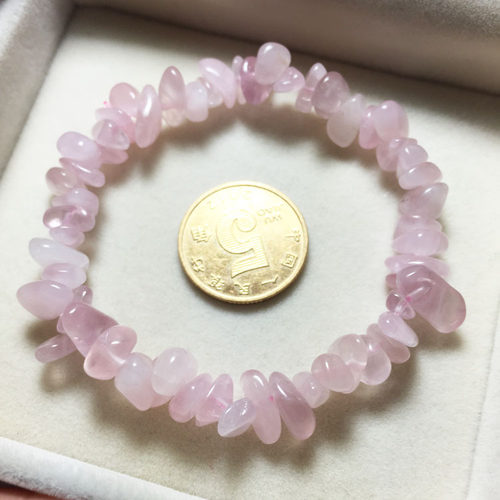 包邮天然马岛果冻粉水晶手链粉晶 碎石饰品手串招桃花可爱粉色女 - 图2