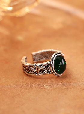 椭圆绿玉髓竹叶浮雕戒指复古宫廷风可调节精致时尚个性小众开口戒