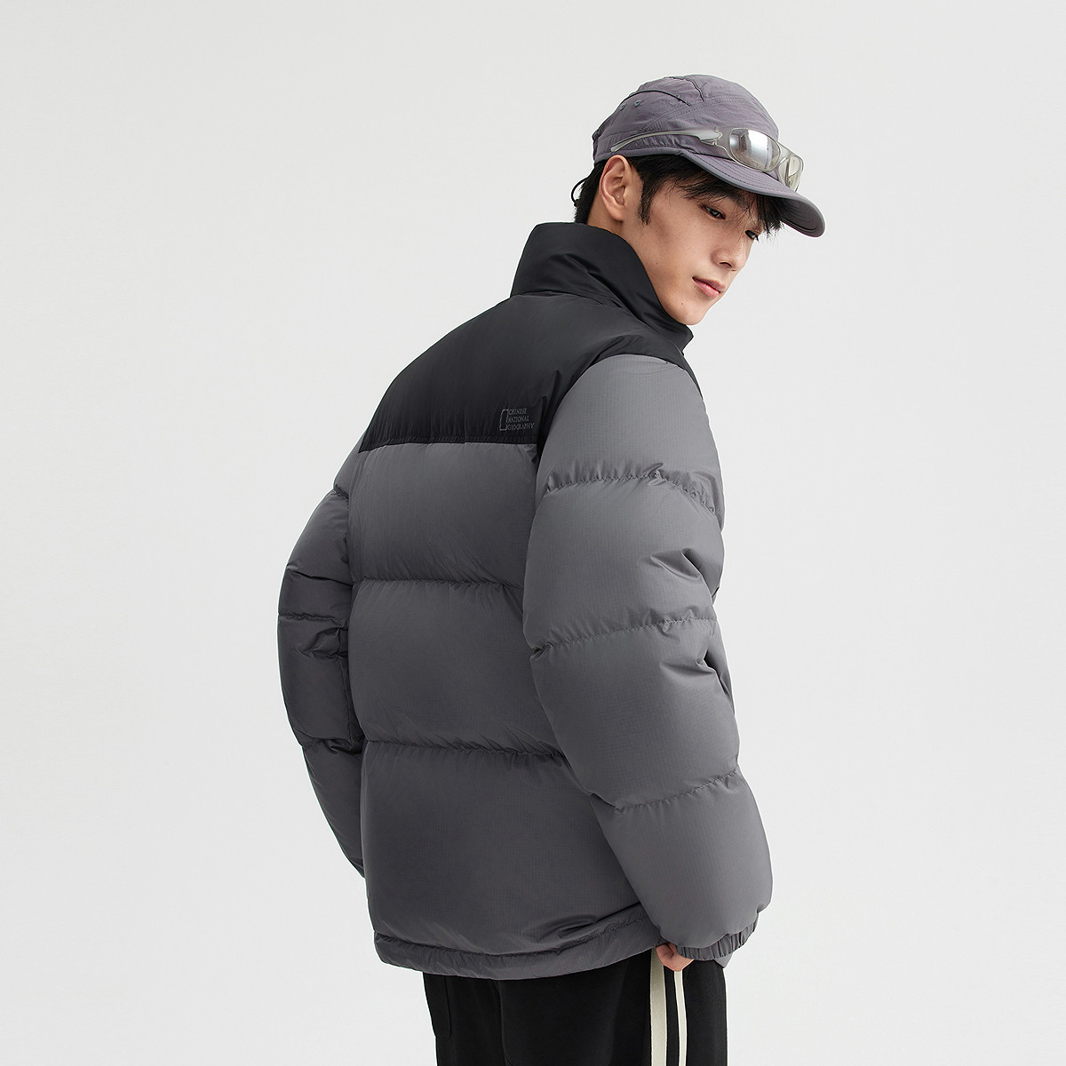 波司登25新款羽绒服中性时尚运动短款立领拼色面包服宽松,淘宝优惠券,粉丝福利购,淘宝优惠卷