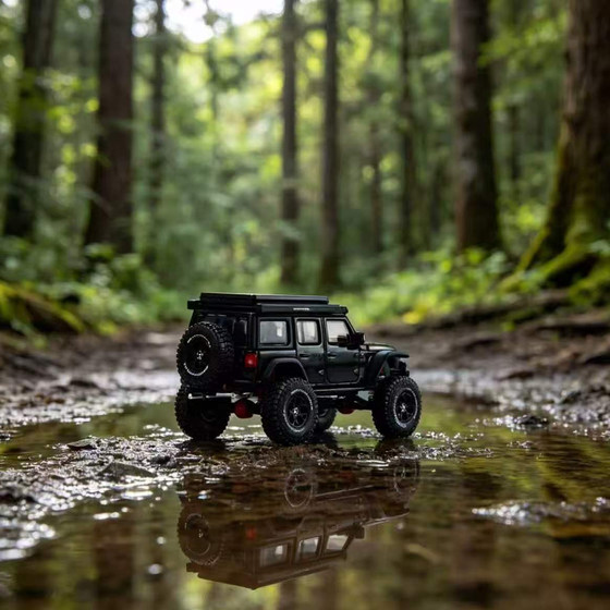 Jeep Wrangler Rubicon SUV off-road modified GCD 1 64 alloy open cover car model