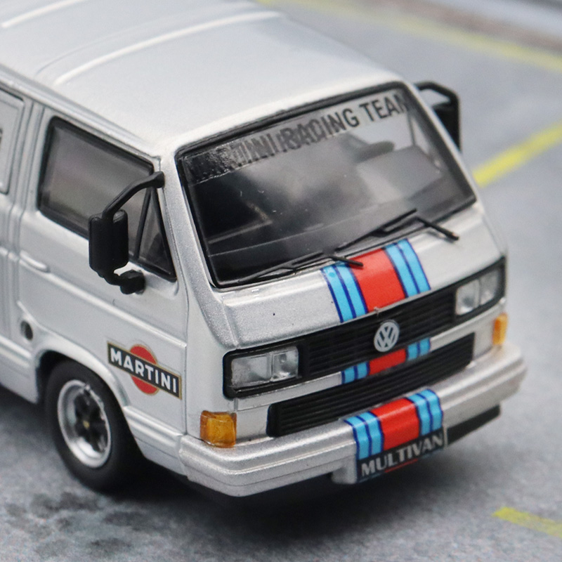 Master 1:64 VW大众T3面包车 马天尼 海湾GULF 仿真合金汽车模型 - 图2