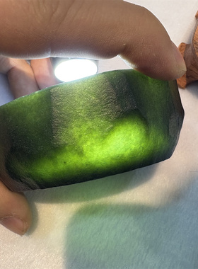 和田玉戈壁料主人杯茶杯手把件