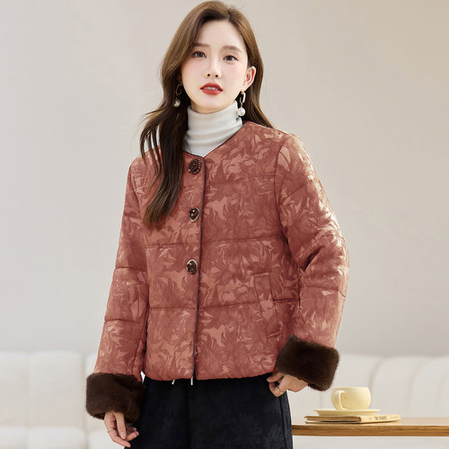 大码新中式国风短款羽绒服女冬装新款小个子妈妈高端保暖时尚外套 - 图1