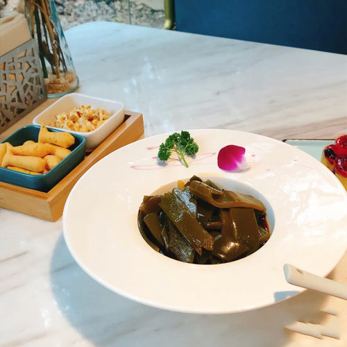 酒店中厨会所中式草帽盘意境菜创意特色餐具白瓷圆形融合菜冷菜盘 - 图1