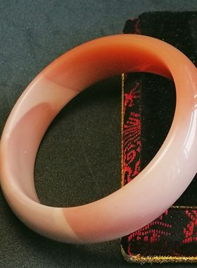 天然色彩红蛋白俏色手镯天然矿石