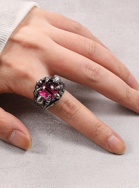 男戒恶魔骷髅头潮男龙爪钛钢嘻哈男士戒指潮人个性街头朋克理发师