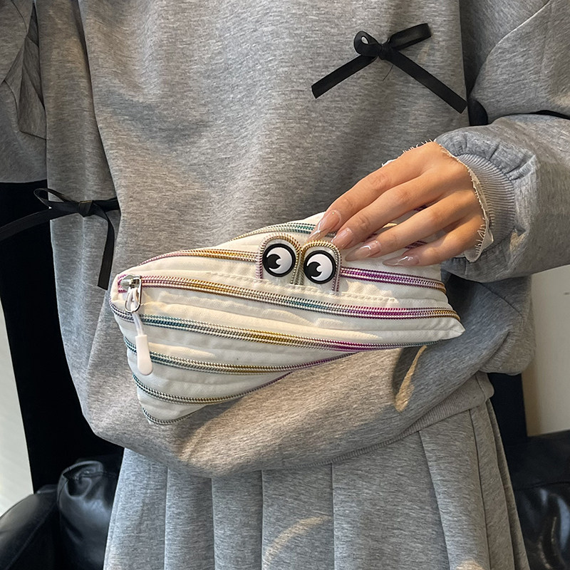 可爱个性手拿包女新款小众设计手工拉链小零钱包迷你笔袋硬币包潮,淘宝优惠券,粉丝福利购,淘宝优惠卷