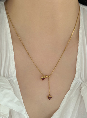 浮漾红色爱心法式复古项链