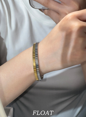 浮漾FLOAT欧美高保色金属光面手镯开口叠戴法式缎带条纹素圈手环