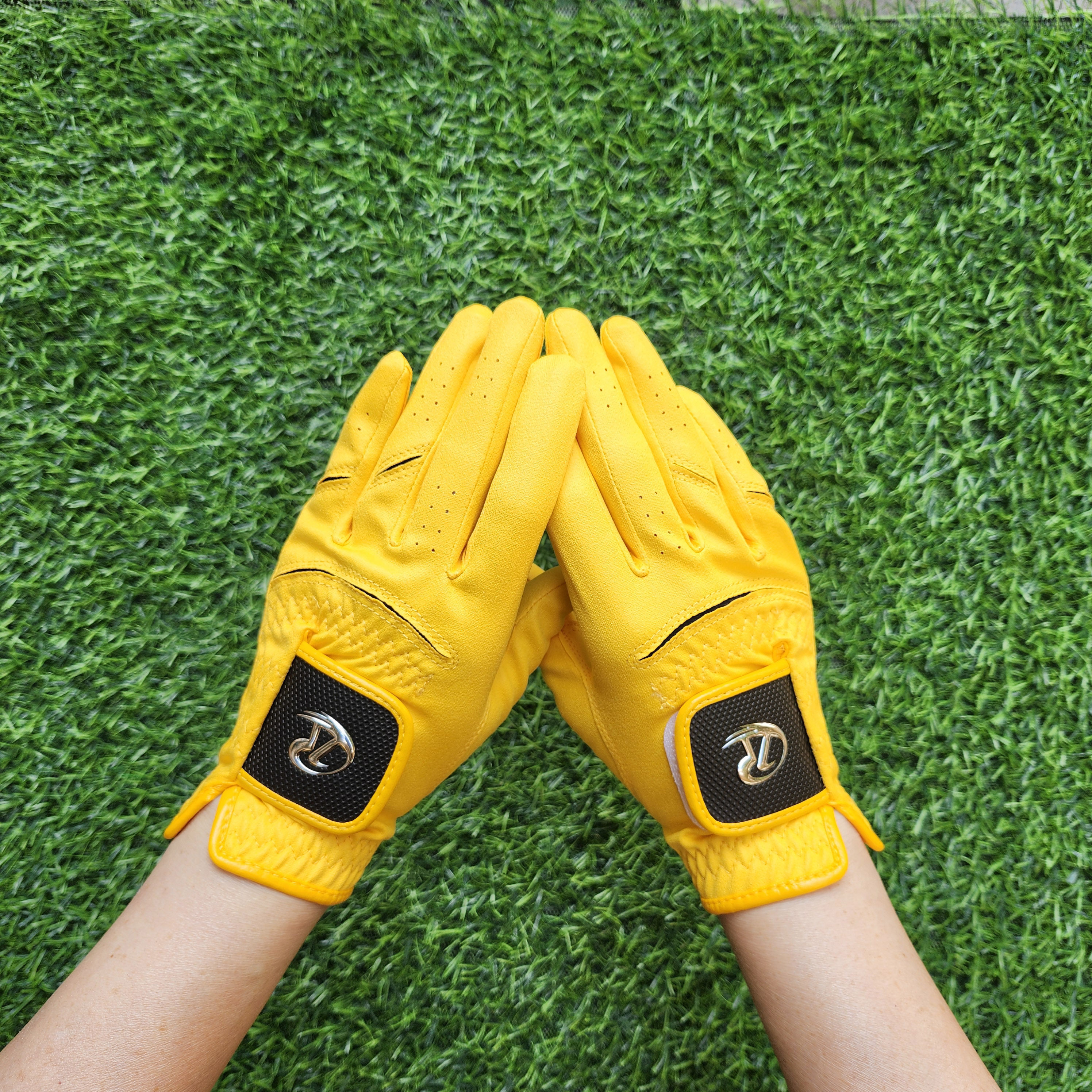 高尔夫手套女士防滑耐磨透气舒适双手进口超纤可触屏秋季纳米布,淘宝优惠券,粉丝福利购,淘宝优惠卷