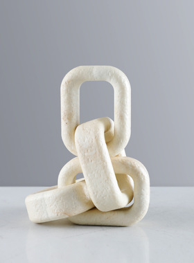 现代北欧侘寂风艺术树脂链条连环扣摆件家居样板房酒店软装饰品