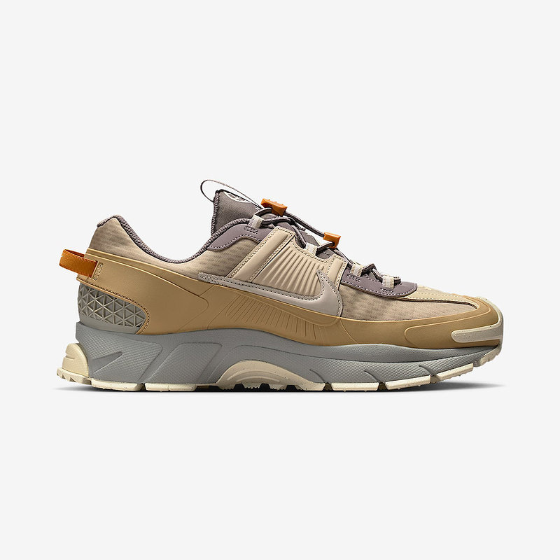 耐克男鞋VOMERO ROAM 米棕色复古老爹鞋休闲运动跑步鞋IM6671-223,淘宝优惠券,粉丝福利购,淘宝优惠卷
