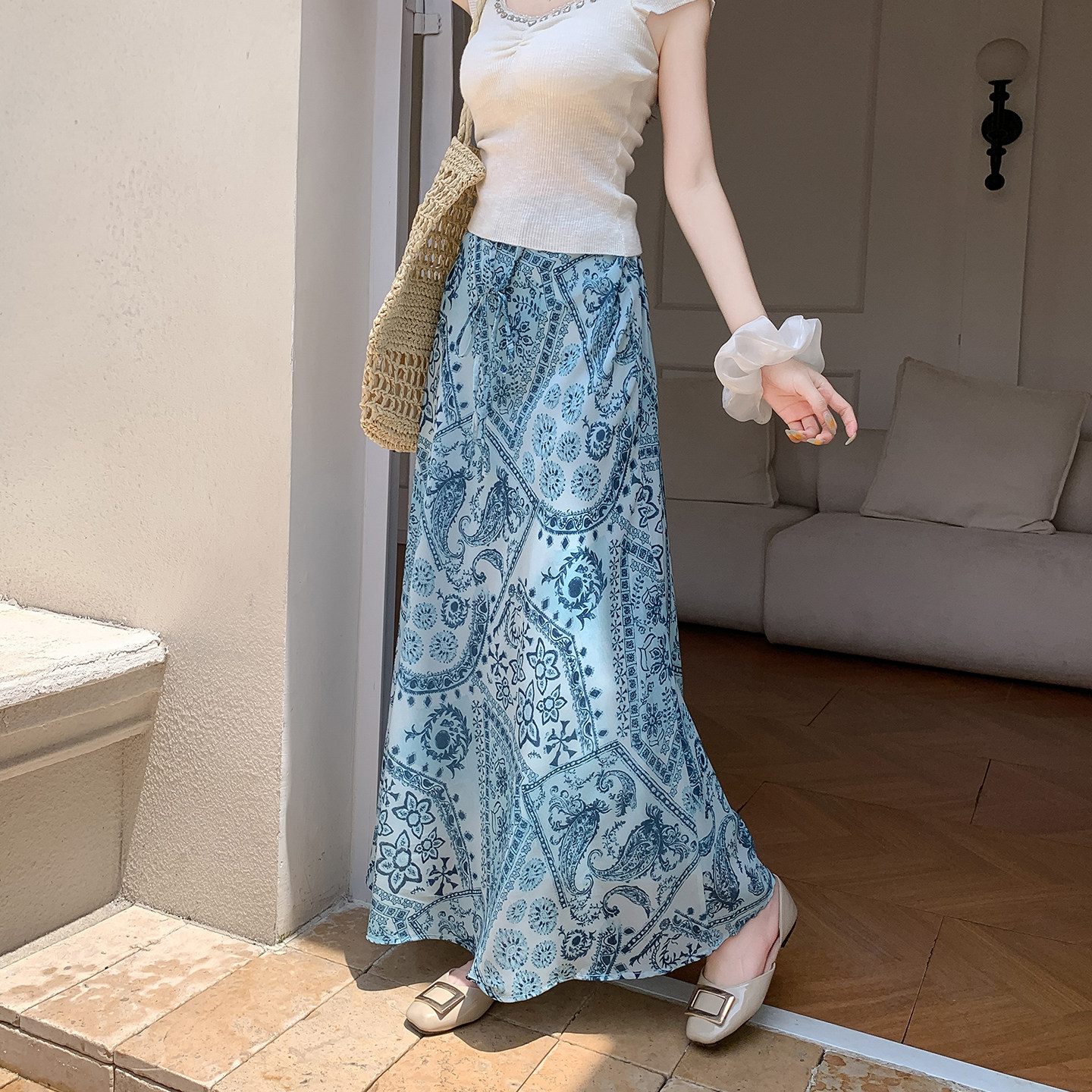 波西米亚民族风雪纺印花半身裙女2025夏季新款高腰显瘦系带a字裙,淘宝优惠券,粉丝福利购,淘宝优惠卷