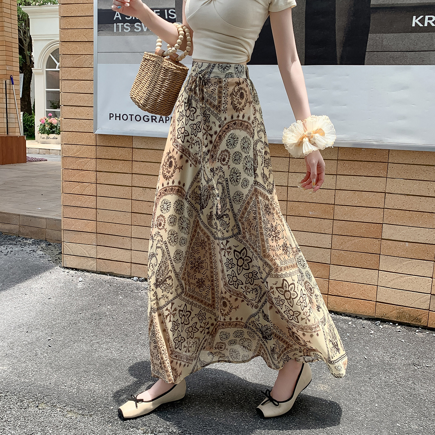 波西米亚民族风雪纺印花半身裙女2025夏季新款高腰显瘦系带a字裙,淘宝优惠券,粉丝福利购,淘宝优惠卷