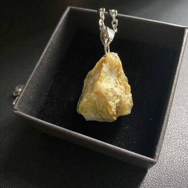 贝壳子〈琥珀石〉天然石男士吊坠不锈钢项链高级质感潮流个性饰品