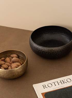 手工锤纹圆形金属水果盘托盘摆件