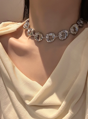 复古夸张不规则金属圆形镂空项链