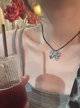 设计水晶串珠蝴蝶结吊坠项链项链