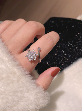 看雪~精致独特可旋转雪花戒指