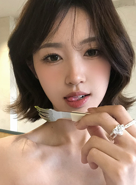 甜酷风不规则金属镶钻爱心戒指