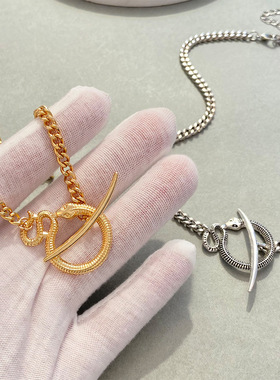 复古做旧银色古巴链蛇形OT扣项链