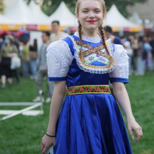 New Russian folk dance costume maid costume adult stage opening dance large swing skirt performance costume tutu skirt