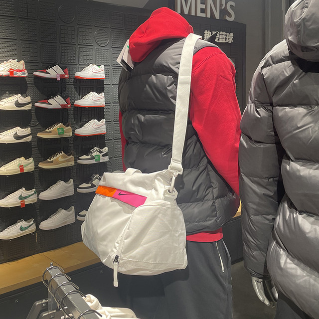 Nike high-looking sports and leisure shoulder bag
