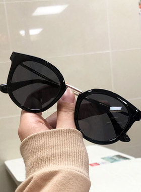 墨镜女韩版潮复古方形白色小脸