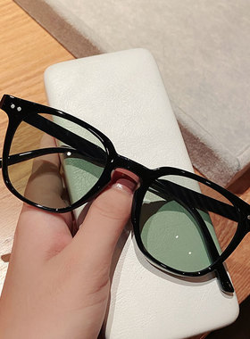 墨镜女2025新款潮冬季ins黄色痞帅太阳眼镜防紫外线男圆脸小脸潮