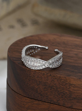 日韩几何交叉百搭食指戒新款精致微镶钻小众轻奢开口戒指女装饰品