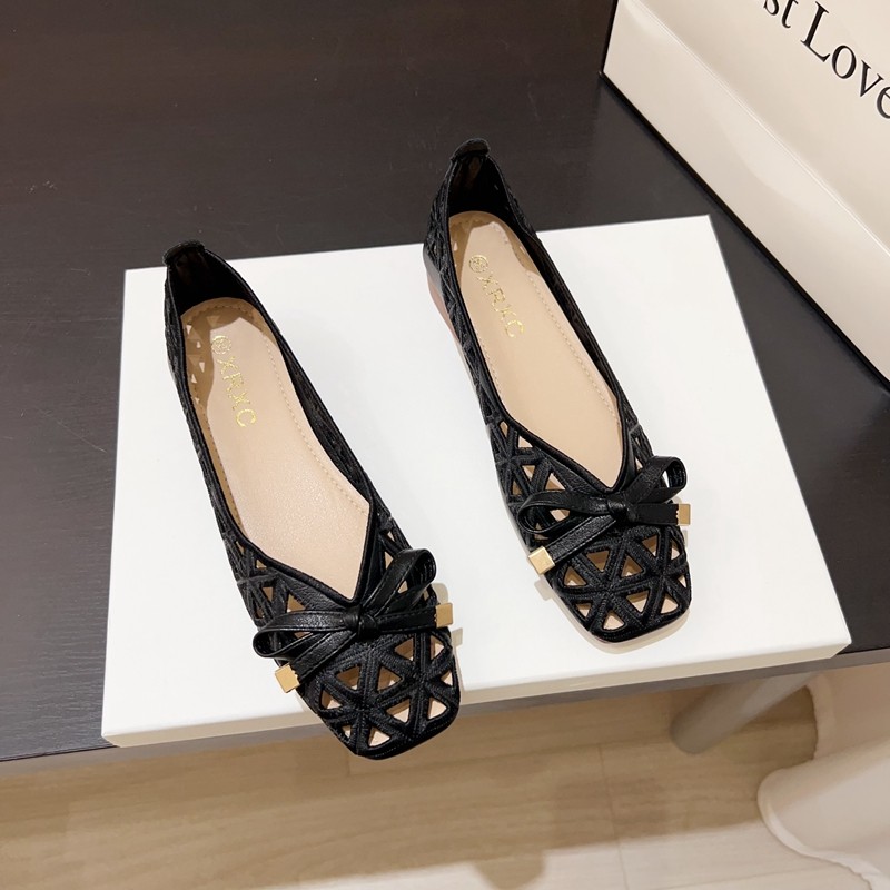 2025夏季新款鞋子蝴蝶结法式镂空粗跟软底低跟包头外穿洞洞女凉鞋,淘宝优惠券,粉丝福利购,淘宝优惠卷